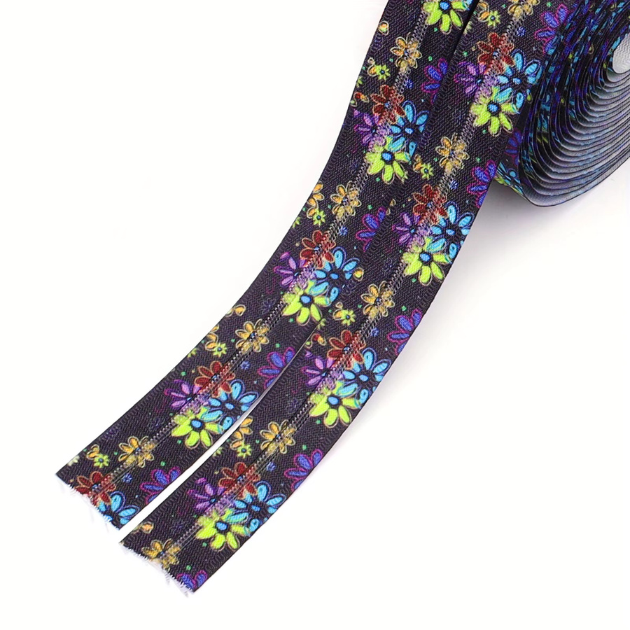 Changsons Reißverschlussset mit 4,5 Meter Reißverschluss, 10 Reißverschlussköpfen und farbigen Blumenelementen in Silber und Multicolour - Bild 3