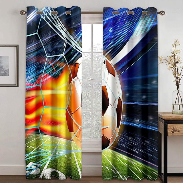 Yiran Furniture Fußball Motiv Fenstervorhhang Set für Kinderzimmer und Wohnzimmer, 2 Stück mit Haken, Polyester, Mehrfarbig, Breite: 65 cm, Höhe: 60 cm - Bild 1
