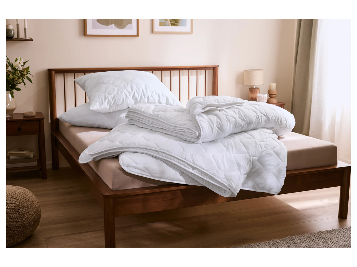 LIVARNO 4-Jahreszeiten-Steppbett aus Polyester, B/L: 135 x 200 cm - Bild 2