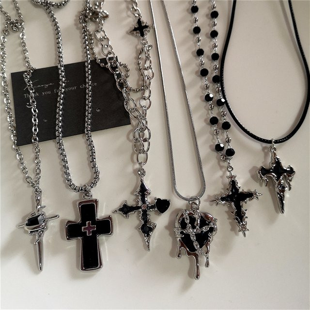 imixlot Halskette, Kreuz Herz Anhänger, Schwarz, Silber, Unisex - Bild 1