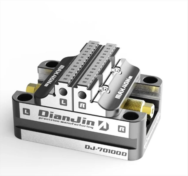Selbstzentrierende Vierschraubstockvorrichtung DJ-70100D für 5-Achsen-Nullpunkt-Schraubstock in Silber - Bild 1