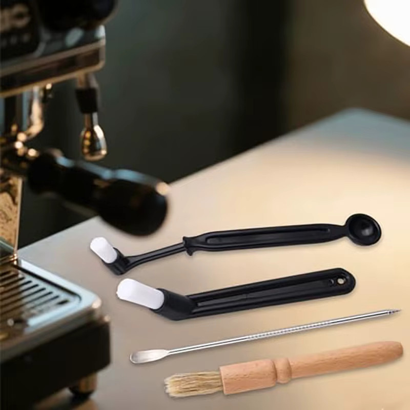 JETTING Kaffeemaschinen-Reinigungsset mit Kaffeemühlenbürste und Brühgruppen-Reinigungsbürste in Schwarz und Holzoptik - Bild 2