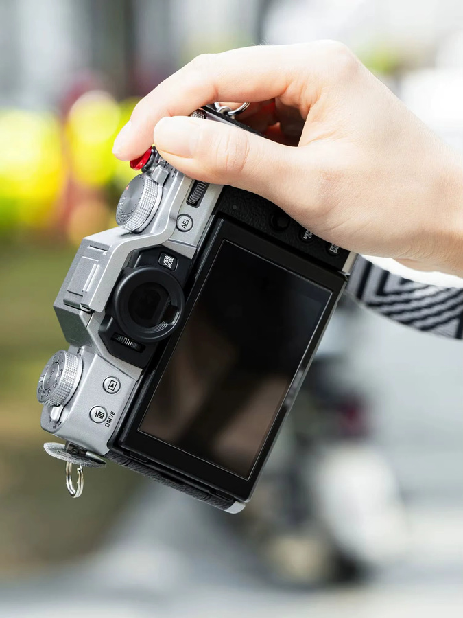 JJC Kamera-Blitzschuh-Daumengriff aus Aluminiumlegierung für Fujifilm X-T20 X-T10 XT30 X-T30 II X T30III in Silber - Bild 5