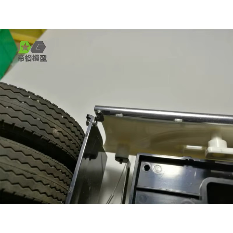 Tamiya Spielzeug-LKW, Metall-Seitenrock, Lichtmarkierung, LED-Licht, Zubehör - Bild 4