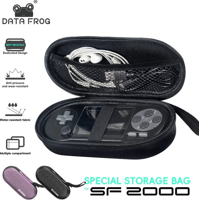 DATA FROG SF2000 kompatible Tragetasche und Schutztasche für Videospielkonsolen-Zubehör in Schwarz und Lila - Bild 1