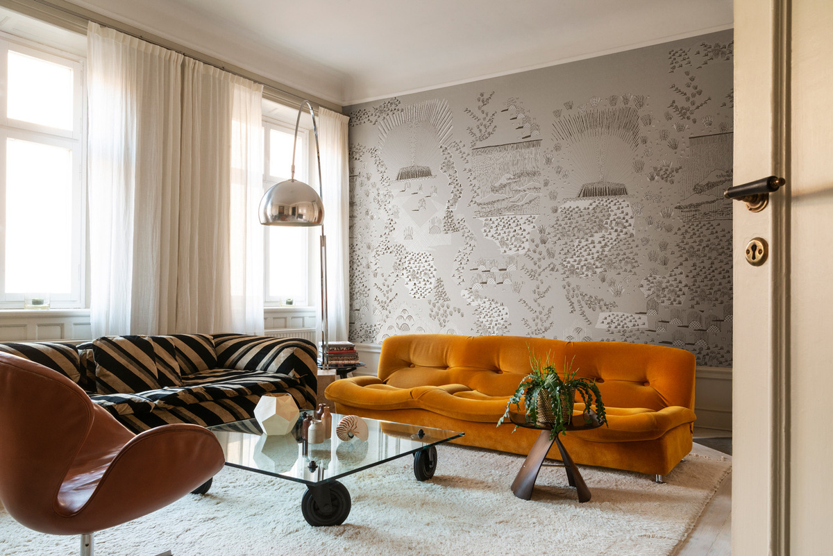 Rebel Walls Mural Ayers Rock Desert Wandtattoo in Grau und Beige im modernen abstrakten Design - Bild 1