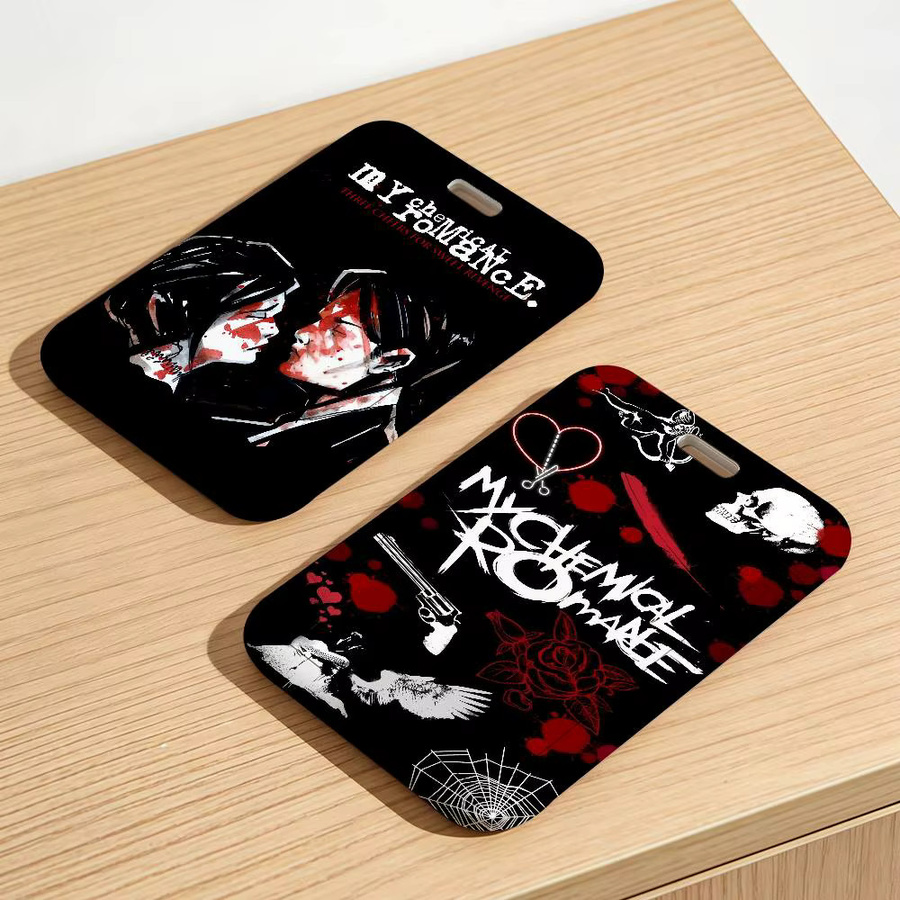C-Chemical R-Romance Kartenhalter aus Kunststoff für Ausweise, Studentenausweise, U-Bahnkarten und Mitarbeiterausweise mit Schutzhüllen - Bild 2