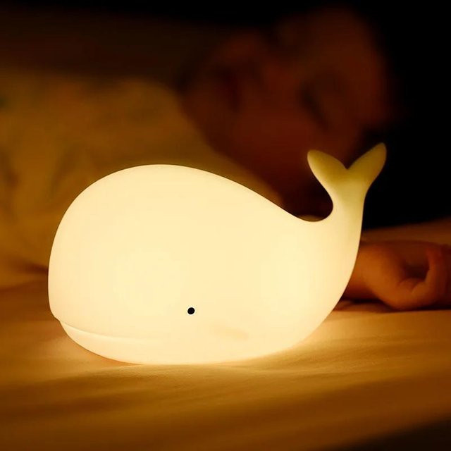 LED Walvis Nachtlicht aus weichem Silikon für das Kinderzimmer, USB-aufladbare Schlaflampe in Weiß mit Touch-Funktion - Bild 1