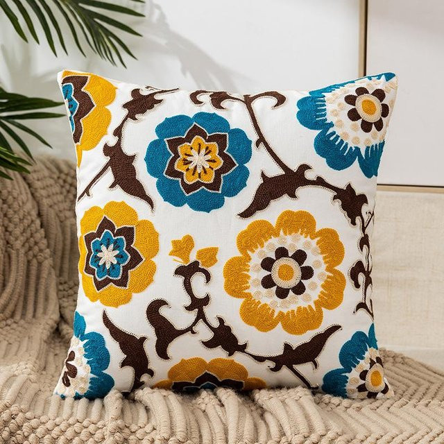 Boutsports Kissenbezug mit Blumenstickerei in Mehrfarbig, quadratisch, B/T/H: 45 x 45 x 0 cm - Bild 1