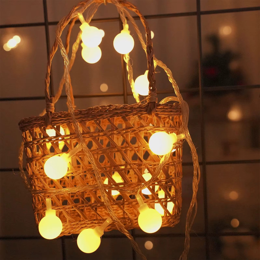 HEGEHE LED Power Ball Lichterkette in Weiß für Garten, Hochzeit und Party mit USB- oder Batteriebetrieb - Bild 4