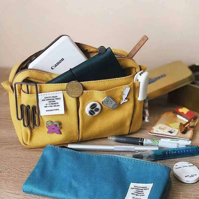 Gelbe Canvas Aufbewahrungstasche als mehrschichtiges Federmäppchen mit großem Fassungsvermögen für Schule und Freizeit - Bild 1