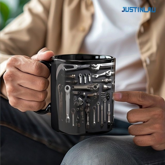 JUSTINLAU Kaffeetasse aus Keramik mit Werkzeugkasten und Schraubenschlüssel Design in Schwarz, 325 ml - Bild 1