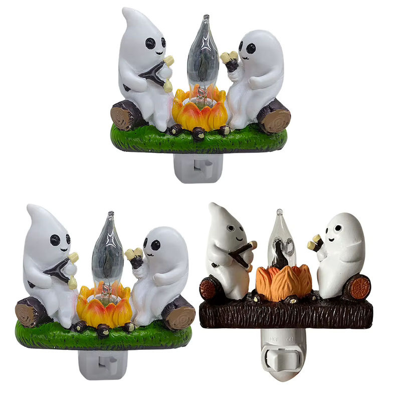 Gruseliges Halloween Nachtlicht Geist am Lagerfeuer mit flackernder Marshmallow-Funktion - Bild 4