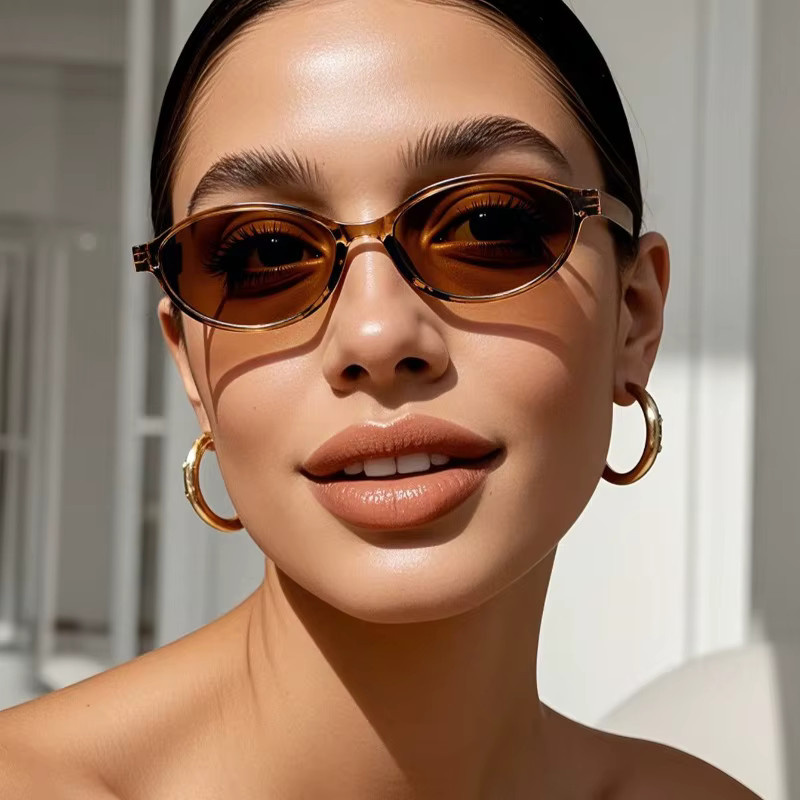 Retro-Sonnenbrille, oval, Vollrand, Kunststoff, Damen - Bild 3