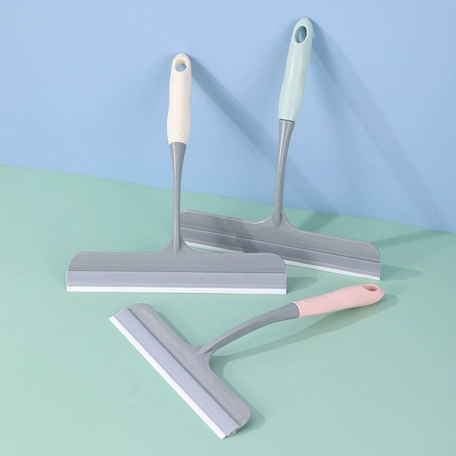 GQIYIBBEI Fensterabzieher aus Kunststoff und Silikon in Blau mit ergonomischem Griff - Bild 1
