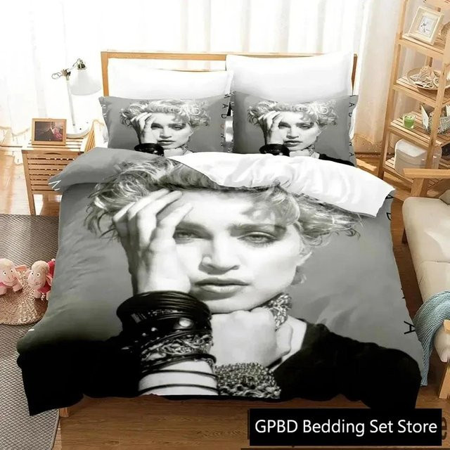 Bettwäsche Set Madonna von Lodestar mit 3D-Druck in Grau, bestehend aus Bettbezug und Kissenbezug aus Mikrofaser, Breite: 70 cm, Länge: 133 cm - Bild 1