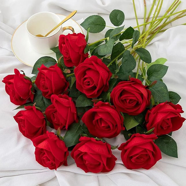Set aus künstlichen Seidenrosen als lange Zweige in Rot und Schwarz für deine Hochzeitsdekoration oder als Tischdekoration für Valentinstag und Zuhause - Bild 1