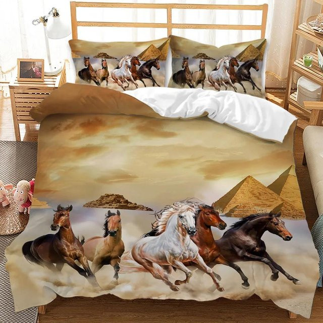 Bettwäsche-Set Your Warm Home mit 3D-Wildpferde-Motiv in Braun, 3-teilig aus Polyester, B/H: 180 x 210 cm, inklusive Kissenbezüge 50 x 70 cm - Bild 1