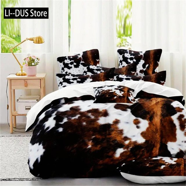 Monika Chen Bettbezug-Set mit Kuhmuster aus ultra-weichem Plüsch, 3-teilig, EU Single, B: 135 cm, L: 200 cm - Bild 1