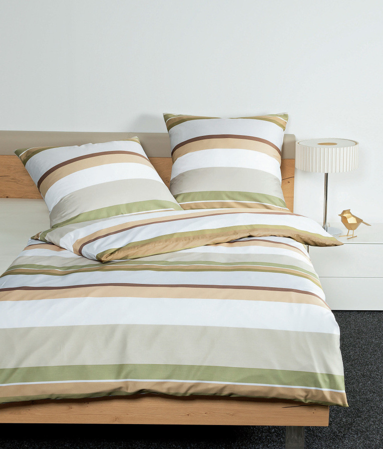 Janine J.D. Mako-Satin Bettwäsche mit Kissenbezug in Streifen Khaki Grün Braun Weiß, B/H: 200 x 200 cm, Kissenbezug: 80 x 80 cm - Bild 1