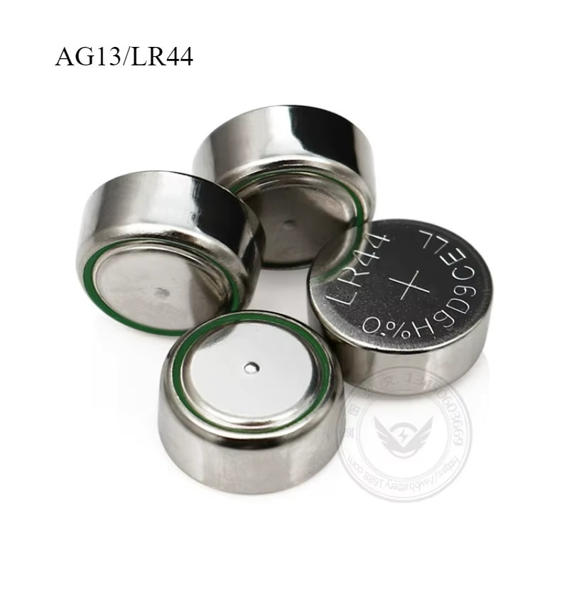 50 Stück Alkaline Knopfbatterien AG13 LR44 in Silber für Uhren, Spielzeug und Fernbedienungen - Bild 2