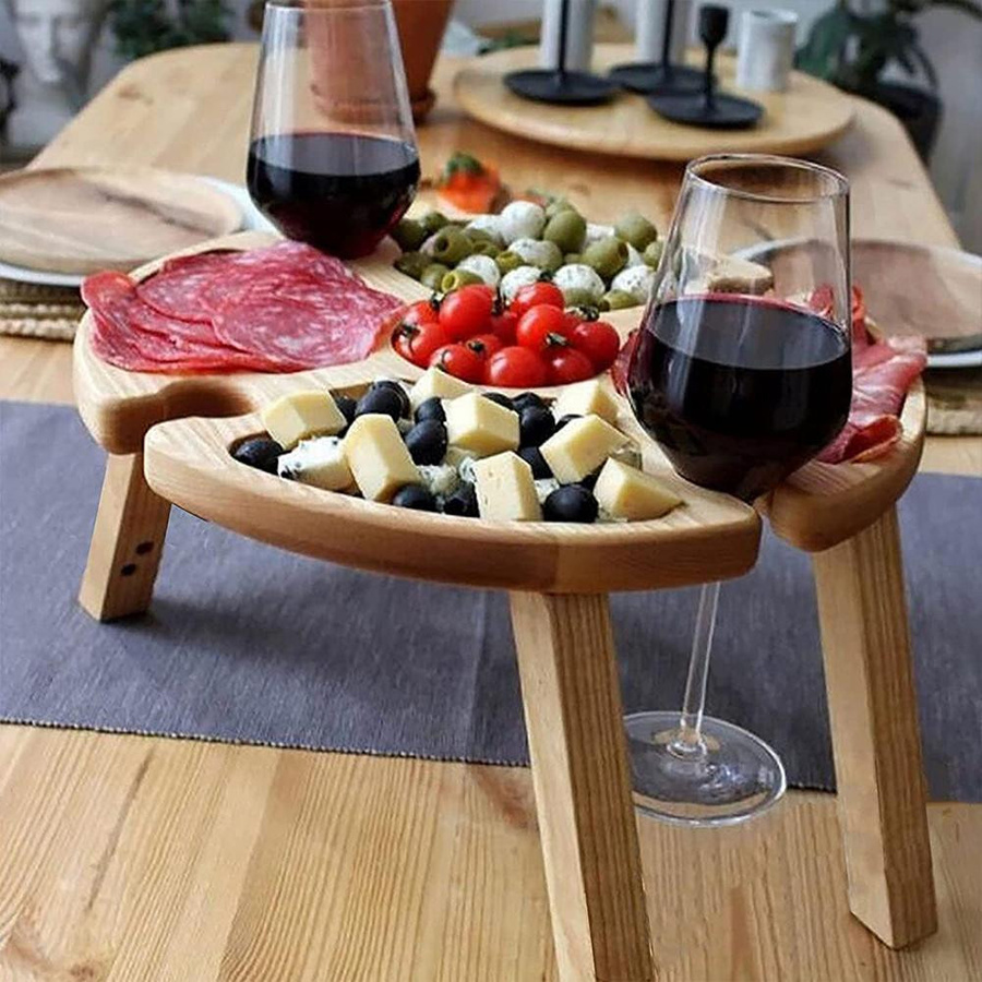 Runder Klapp-Picknicktisch von MOONBIFFY aus Holz mit Glashalter und Weinregal in Braun für den Außenbereich - Bild 4