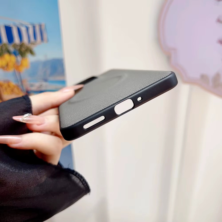 Luxuriöse Business-PU-Handyhülle mit Magnetverschluss und MagSafe-Kompatibilität für Motorola Moto Edge 70 Ultra in Schwarz - Bild 4