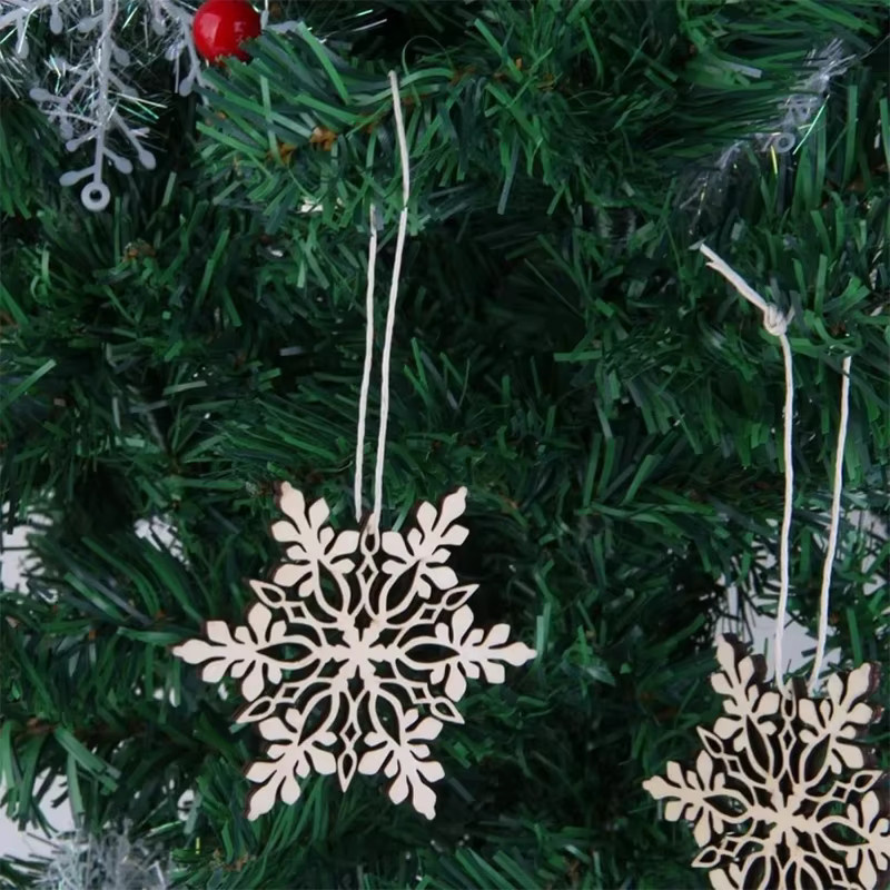 10 Stück unbemalte Holz-Schneeflocken-Ornamente zum Basteln mit Kordel für den Weihnachtsbaum in Weiß und Braun - Bild 2