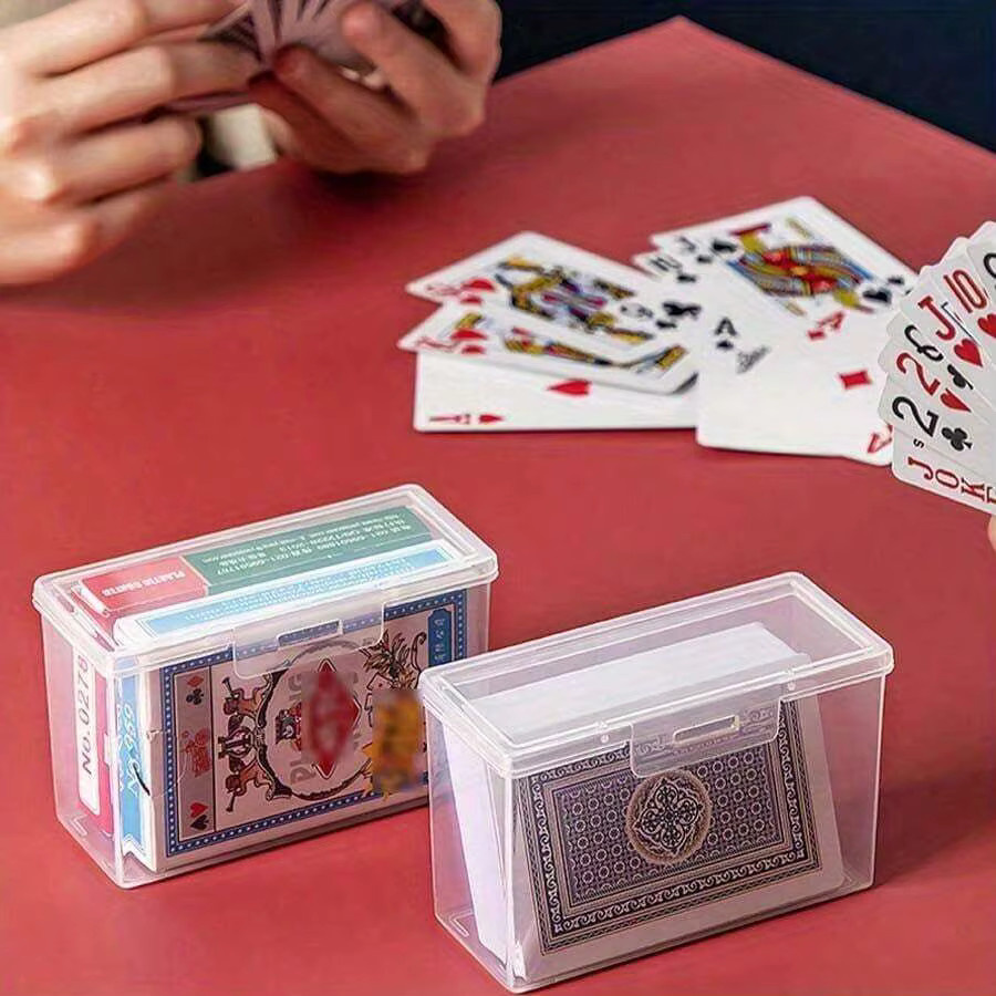 Transparente Karten-Aufbewahrungsbox aus Kunststoff mit Deckel und beschrifteten Fächern für Poker und Brettspiele, B: 10,5 cm, T: 6,6 cm, H: 1,0 cm - Bild 3