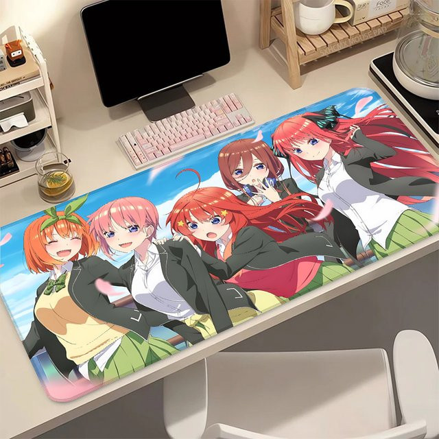 Bandai The Quintessential Quintuplets Anime-Mauspad, rutschfeste Gaming-Schreibtischunterlage in Multicolour - Bild 1