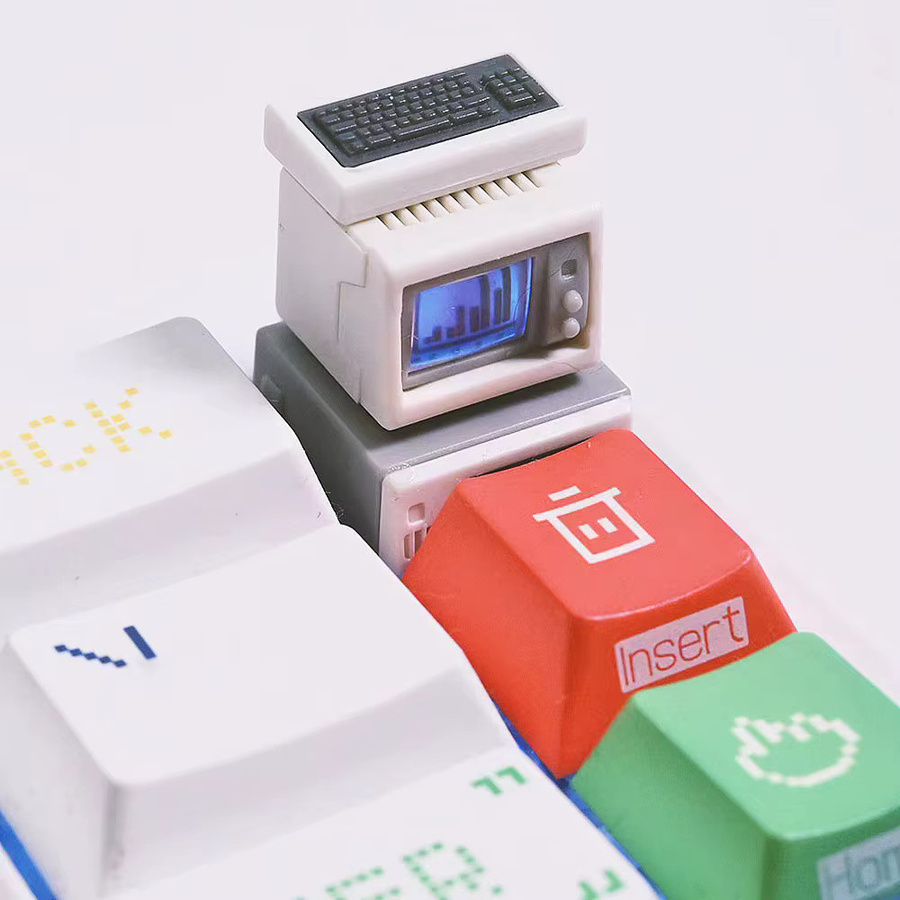 GEVBAY Personalisierte Tastenkappe im Retro-Design mit kleinem TV-Motiv, hochtransluzent, grau und transparent - Bild 2
