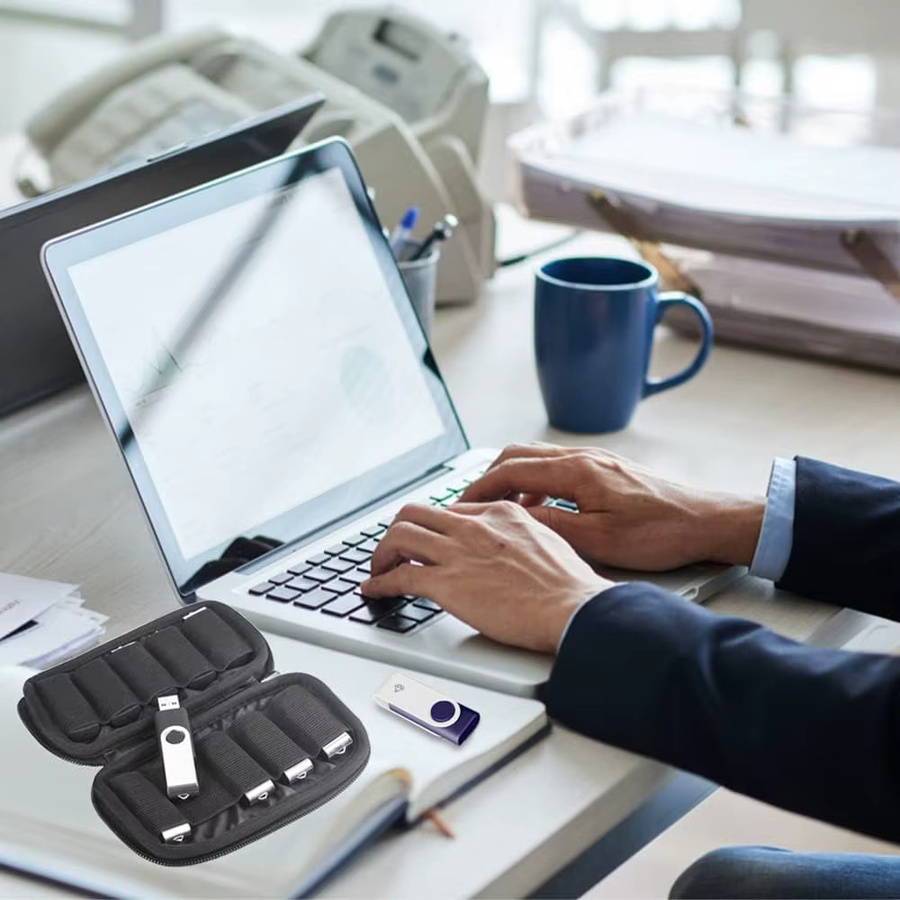 SZKOSTON USB-Laufwerk Tasche Organizer in Schwarz mit 10 Slots für USB-Sticks, SD-Karten und Kabelzubehör - Bild 3