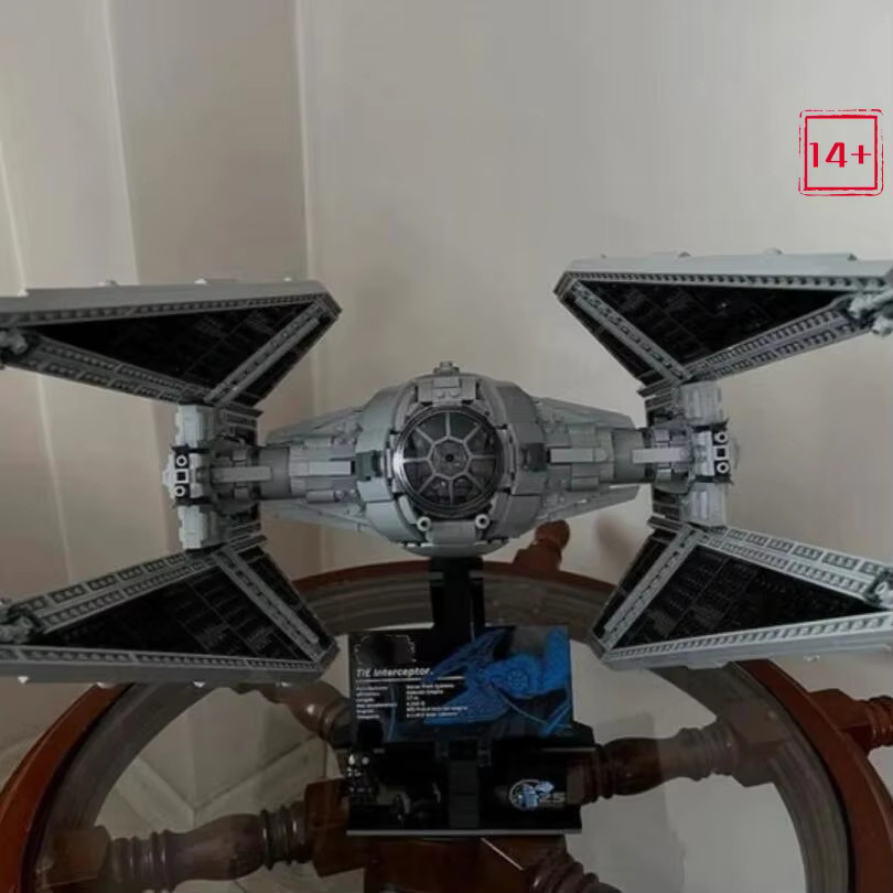 Hot Toys Star Wars TIE Interceptor Modell, Baustein-Set, 1931 Teile, ab 14 Jahren - Bild 4