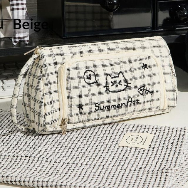 A Family Of Home Textiles Federmäppchen mit süßer Cartoon Katze Stickerei in Beige - Bild 1