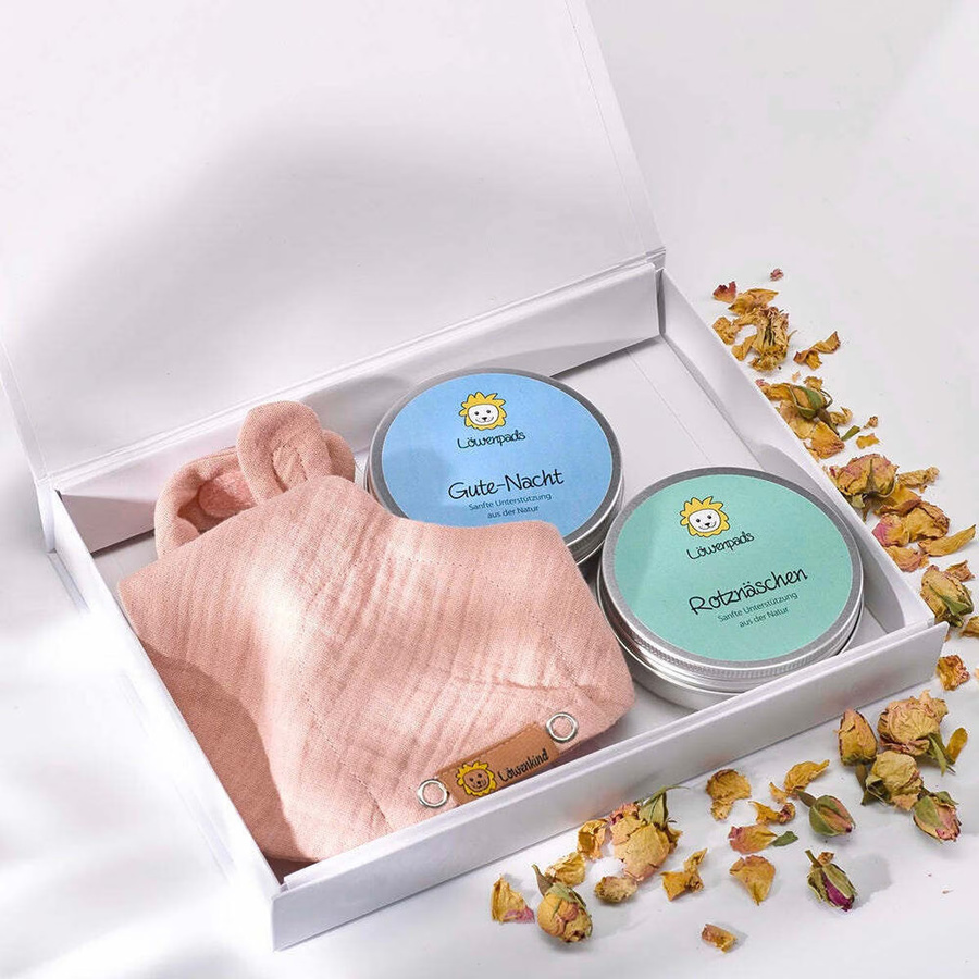 Löwenkind Geschenkbox, Kräuterpads & Halstuch, Kinder - Bild 1