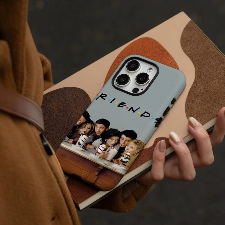 Hot TV F-Friends Handyhülle für iPhone 17 16 15 14 13 12 Pro Max Plus, glänzende HD-Doppelschicht-Flüssigkeits-Hartschale in Weiß - Bild 2
