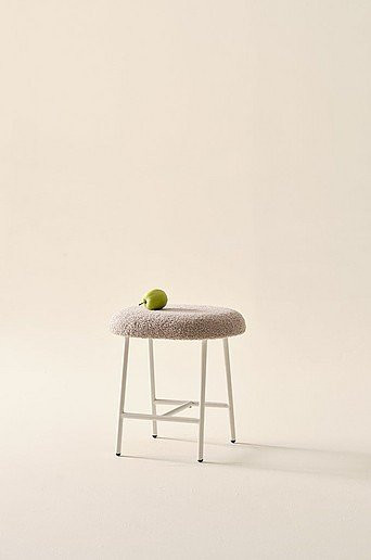 Jotex Hocker PIERO in Beige und Weiß mit Bouclé-Stoff und Metallgestell, B/T/H: 40 x 30 x 45 cm - Bild 1