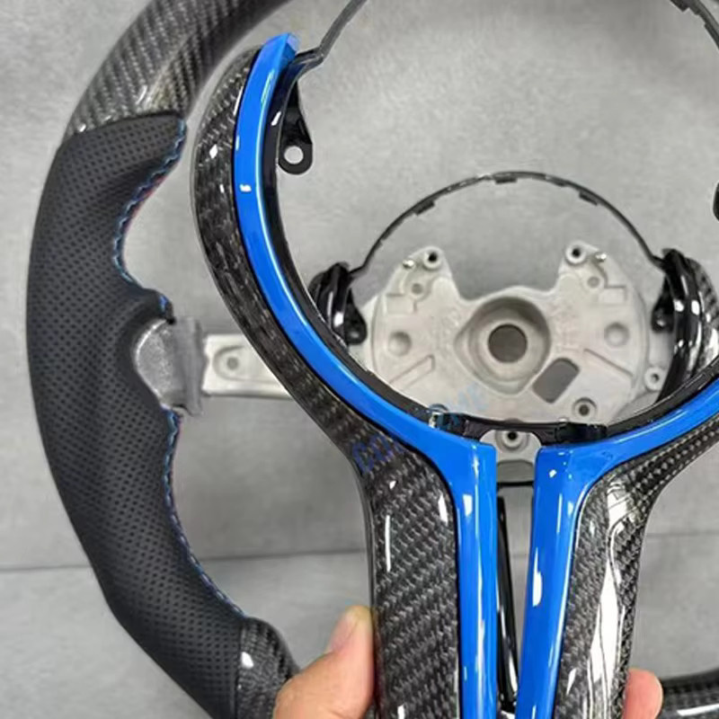 Carbonfaser Modifikations-Set für BMW Interieur: Instrumententafel, Mittelkonsole und Lenkrad - Bild 2