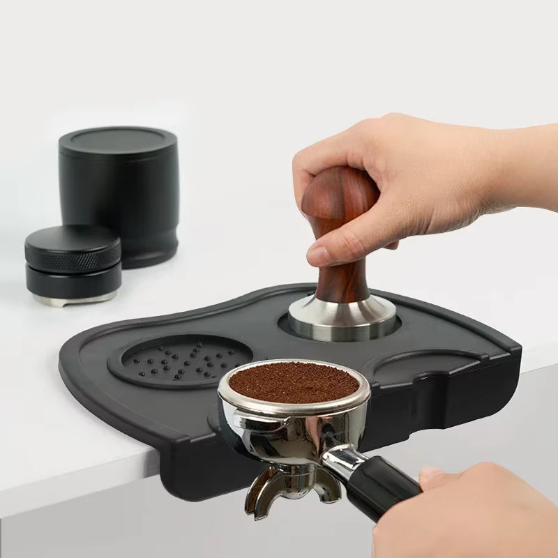 Punana Espresso-Tampermatte aus Silikon in Schwarz, wasserdicht und hitzebeständig mit Doppel-Loch-Eckenrand - Bild 5