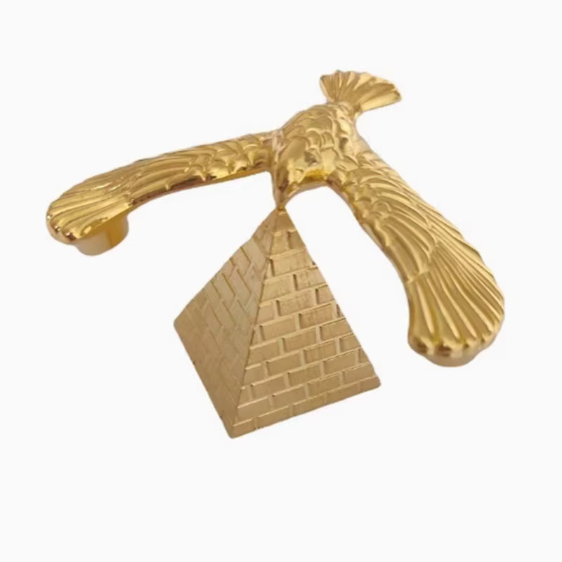 Soulbao Metall Adler Pyramide Balance Ornament in Gold für Kinder zur frühen Bildung - Bild 3