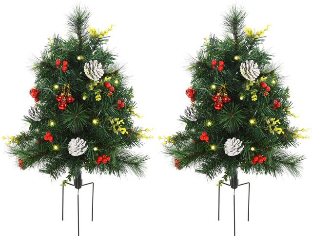 HOMCOM 2er Set künstliche Mini Weihnachtsbäume in Grün mit Tannenzapfen, roten Beeren, Kugeln und warmweißen LED-Lichtern, Höhe: 75 cm, Durchmesser: 33 cm - Bild 1