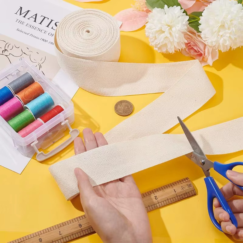 Beige Baumwoll-Twill-Klebeband mit Fischgrätenmuster für DIY-Handwerk und Nähen - Bild 2