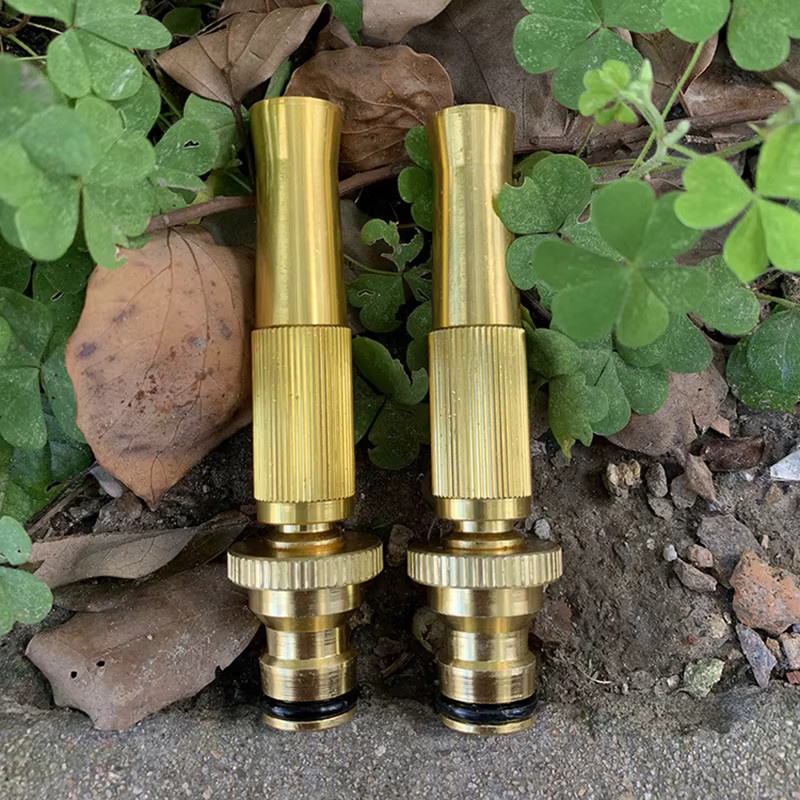 Einstellbare Hochdruck-Sprühdüse für den Garten als Sprühsprinkler in Gold - Bild 2