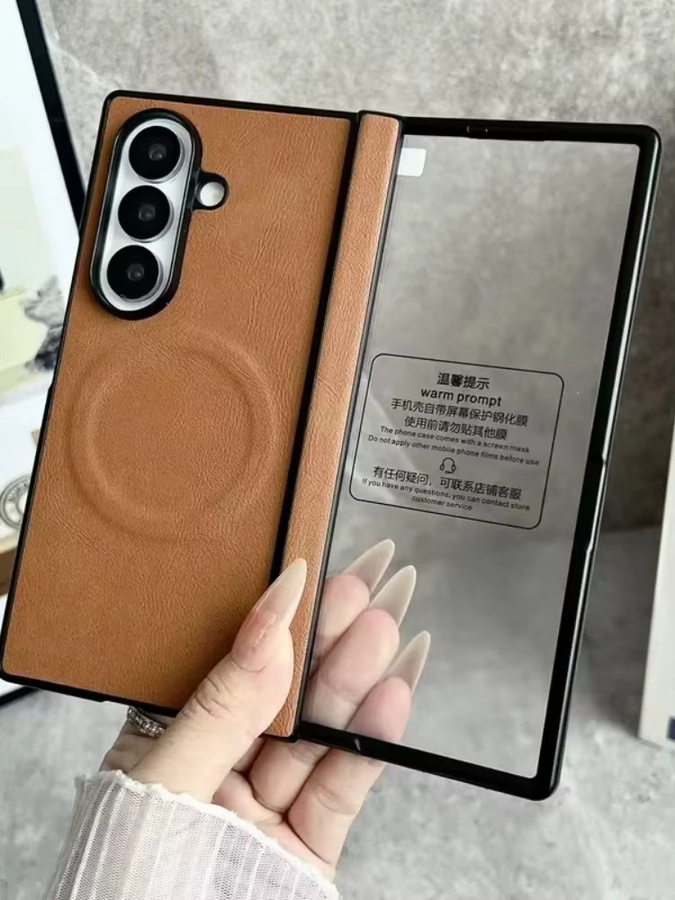 Magnetische Leder-Handyhülle für Samsung Galaxy Z Fold 7, 6, 5, 4, 3 mit MagSafe und Bildschirmscharnier-Schutz in Purple - Bild 5