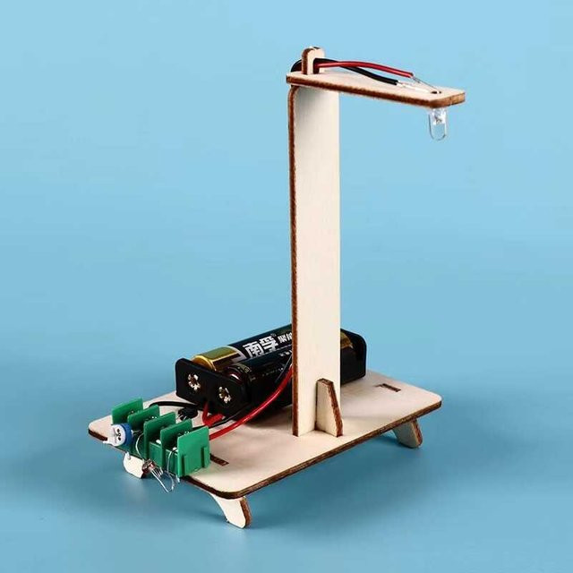 soulbao Automatisches Lichtsensor-LED-Straßenlampen-Modell DIY-Kit, Holz, multicolor - Bild 1