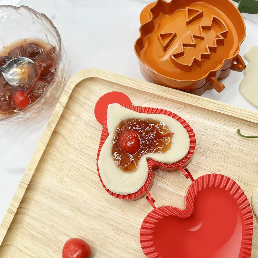 Multiyilego Silikon Kuchenform für Halloween und Weihnachten mit Kürbis- und Herzmotiven zum Backen - Bild 2