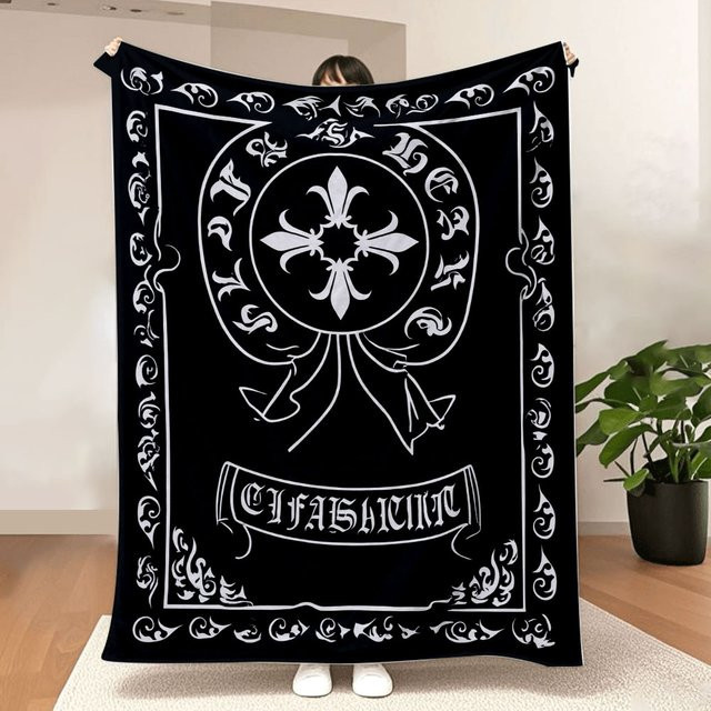Gothic Fleur-de-Lis Überwurfdecke mit heraldischem Ornament-Design in Schwarz-Weiß aus Polyester - Bild 1