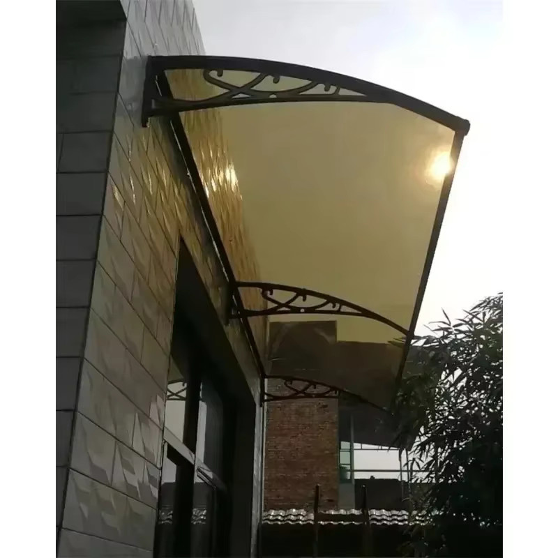 Modernes Pultdach-Außenüberdachung aus Aluminium und Polycarbonat in Braun als Regenschutz für Fenster und Türen - Bild 2