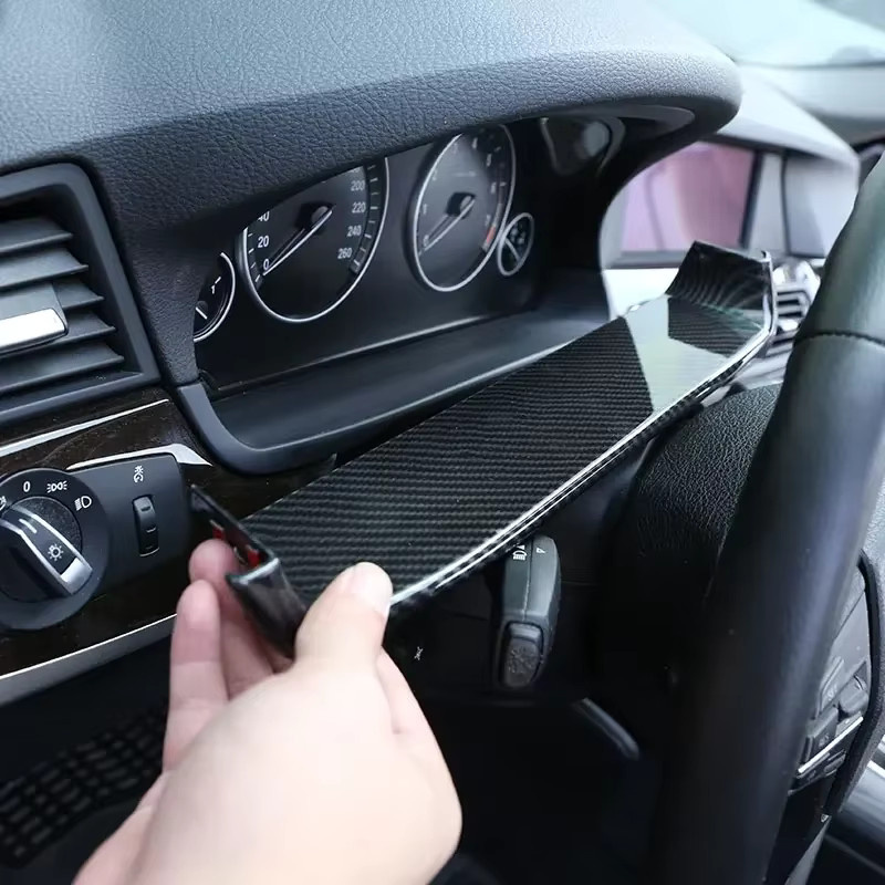 Dashboard Tacho Display Abdeckung in Carbon Stil für BMW 5er F10 (2011-17) von owntycar, Schwarz - Bild 2
