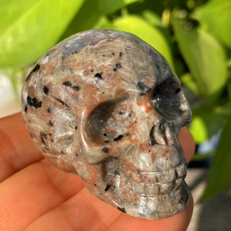 Handgeschnitzter Yooperlith-Schädel aus Quarzkristall von CrystalHola, mehrfarbig - Bild 4